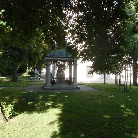 ホテル Am Klostergarten フライジンク