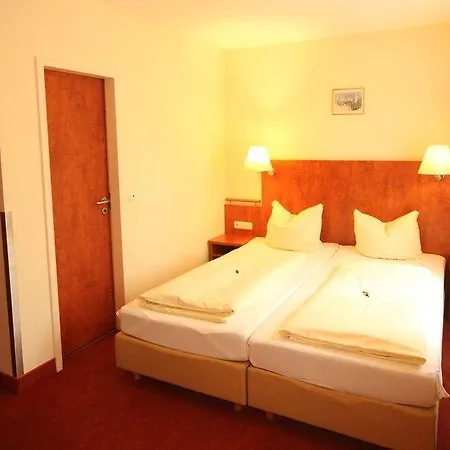 Am Klostergarten ホテル 3*