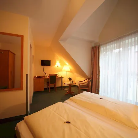 Am Klostergarten 3* フライジンク