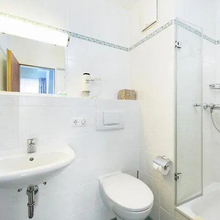 ホテル Am Klostergarten フライジンク