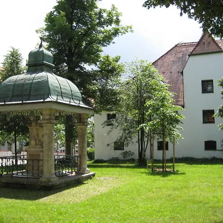 Am Klostergarten 3*