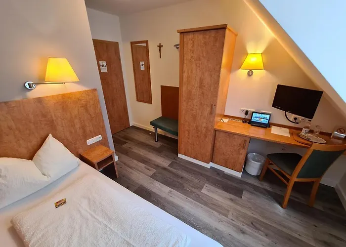 Am Klostergarten 3* Freising