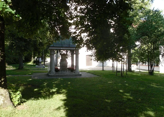 Am Klostergarten 3* Freising