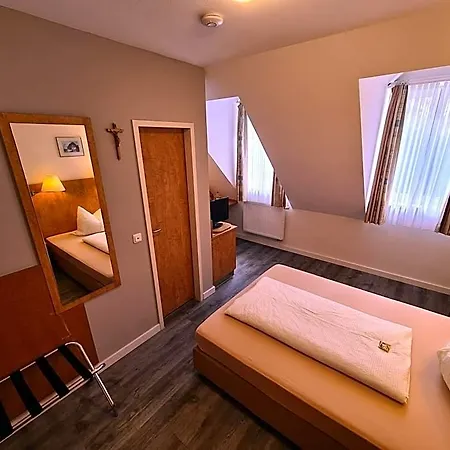 Hotel Am Klostergarten 3*
