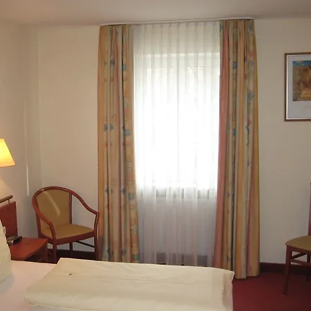 Hotel Am Klostergarten 3*