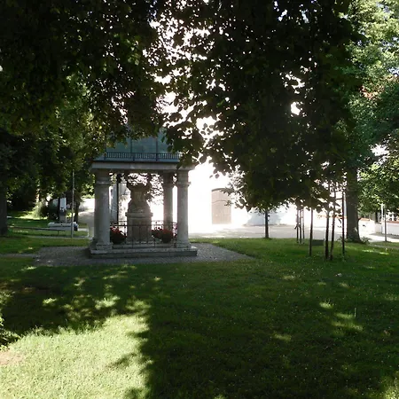 Am Klostergarten 3* Freising
